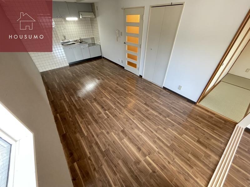 物件内観写真24　(ゆったりとしたリビングです)