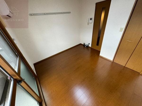 物件内観写真23　(ゆったりした洋室です)