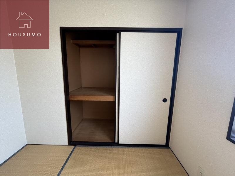 物件内観写真20　(専用の収納スペースです)