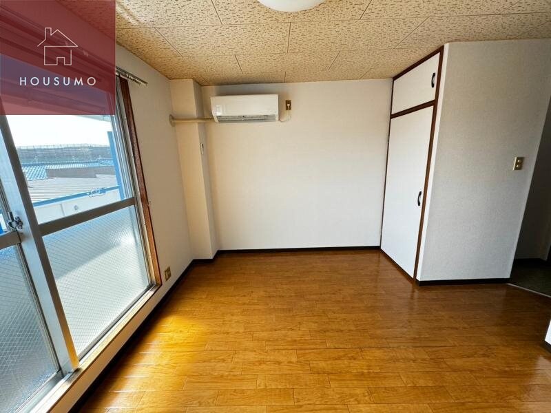 物件内観写真21　(ゆったりした洋室です)