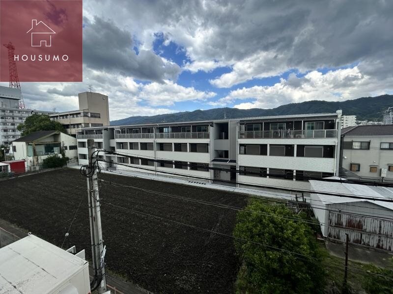 物件外観写真5　(物件の外観です)