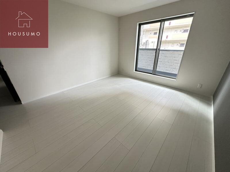 物件内観写真16　(リビングです)