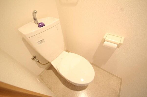 トイレ(落ち着いたトイレです)