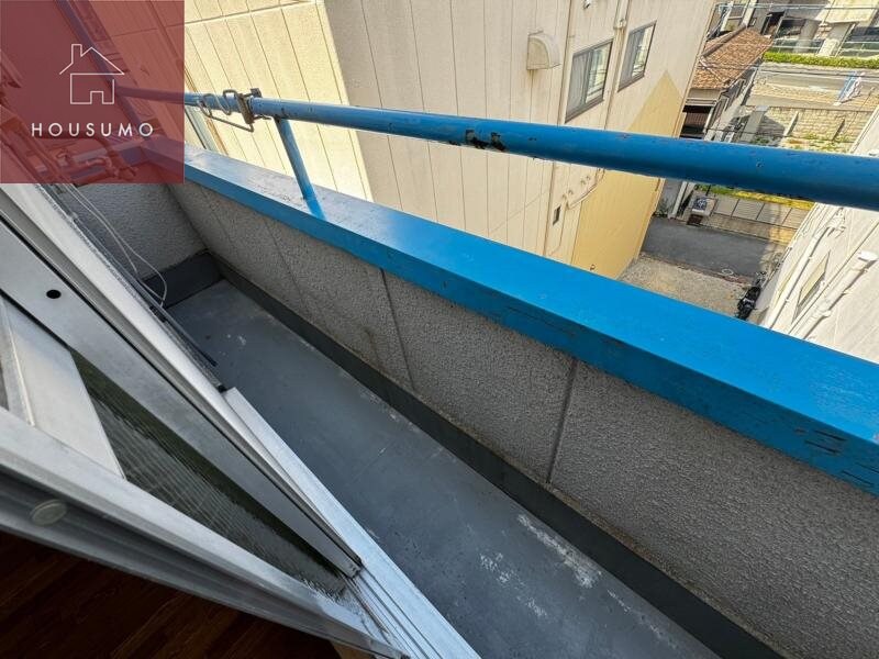 物件内観写真13　(バルコニーからの眺めを楽しみながら食事をしませんか)