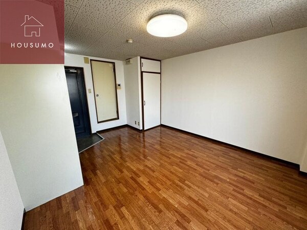 洋室(明るい洋室です)