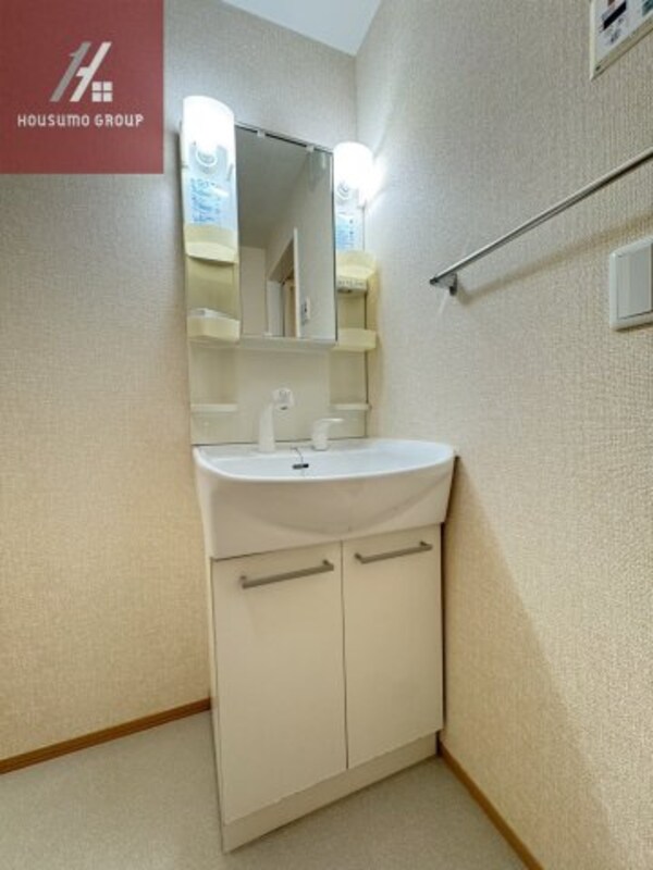 独立洗面台(独立洗面化粧台が付いています)