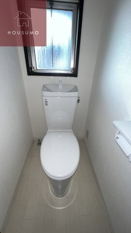 物件内観写真7　(落ち着いたトイレです)