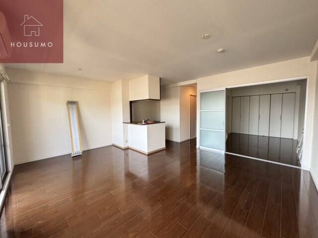 物件内観写真3　(ゆったり過ごせるリビングです)