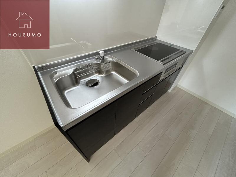 物件内観写真6　(キッチンでお料理をお楽しみください)