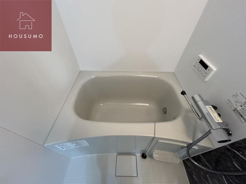 物件内観写真18　(日々の疲れを癒すお風呂付です)