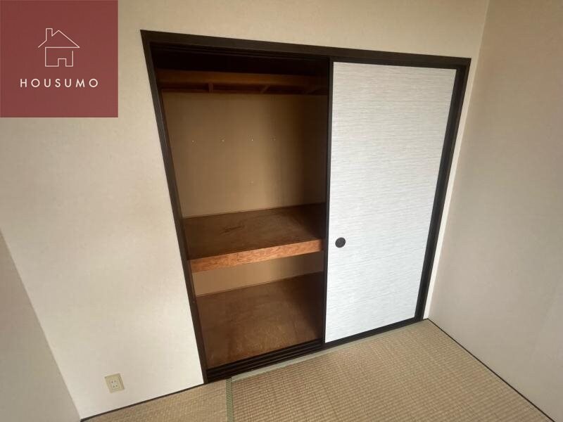 物件内観写真20　(こまごまとしたものを収納できそうですね)