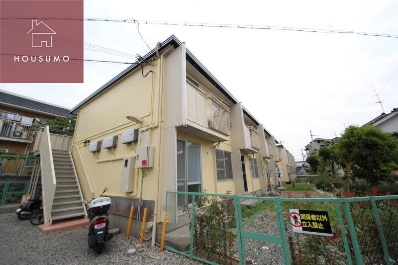 物件外観写真1　(物件の外観です)