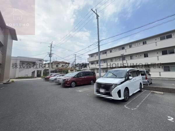 駐車場(駐車場完備です)