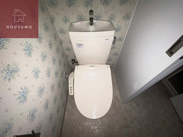 トイレ(ゆったりとした空間のトイレです)