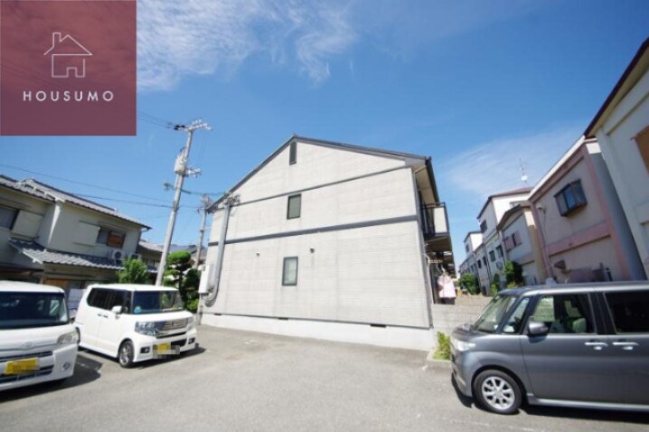 物件外観写真2　(外はこのようになっています)