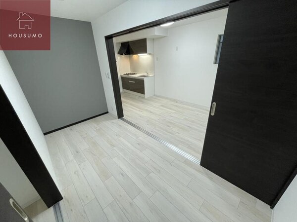 洋室(使い勝手のいい洋室です)