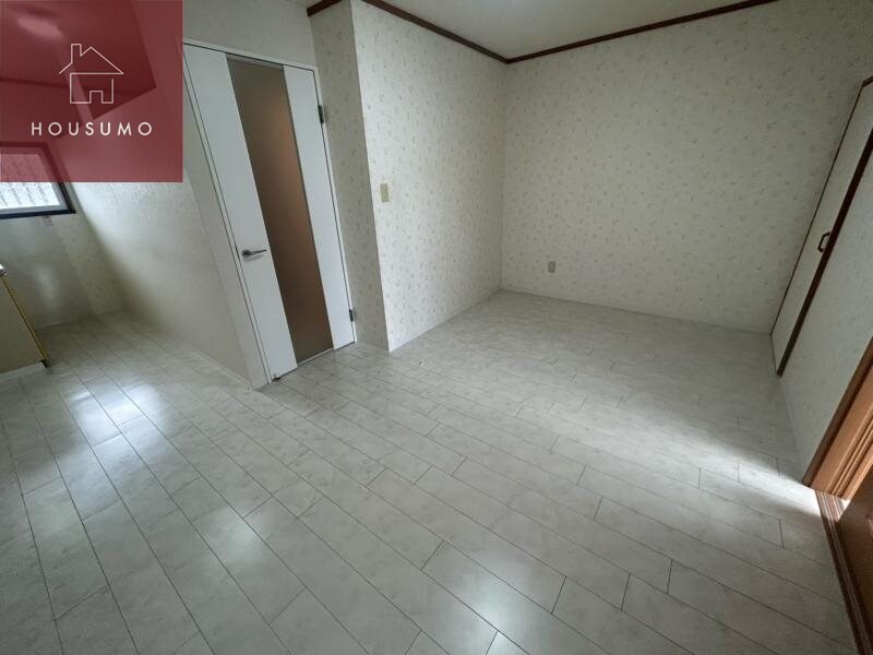 物件内観写真21　(ゆったりとしたリビングです)