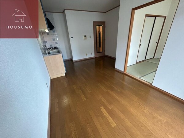 居室(使いやすい居間です)