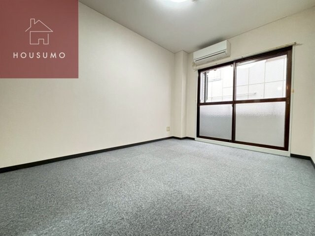 物件内観写真5　(使いやすいリビングです)