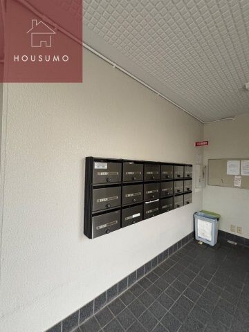 物件外観写真3　(建物の内部です)