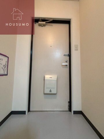 物件内観写真10　(落ち着いた玄関です)