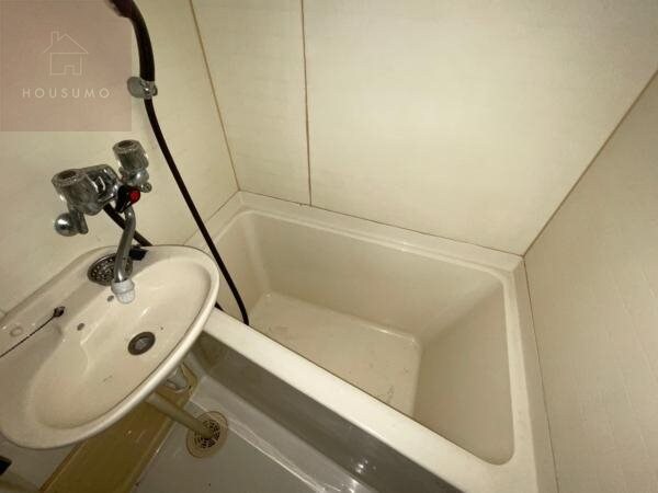 物件内観写真7　(落ち着いた空間のお風呂です)