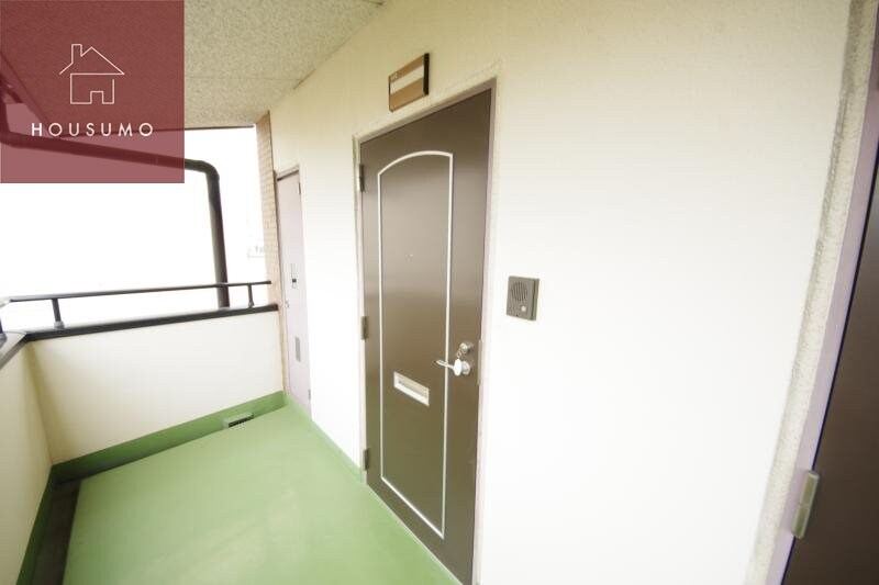 物件内観写真29　(収納もある玄関です)