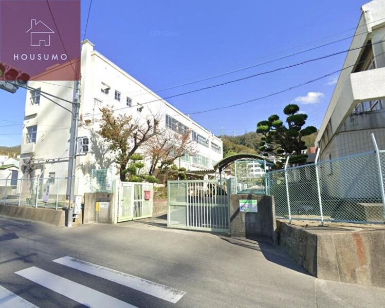 物件内観写真34　(大東市立四条中学校 716m)