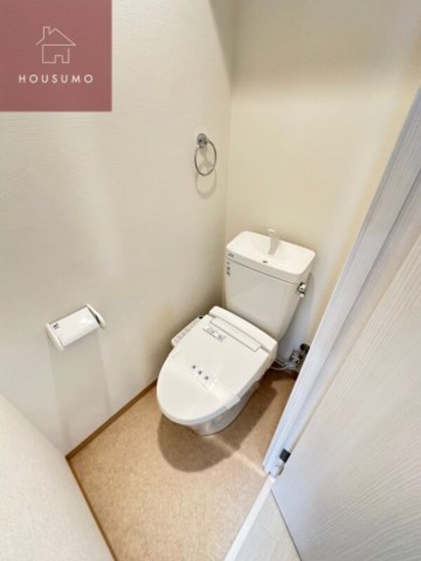トイレ(清潔感のあるトイレです)