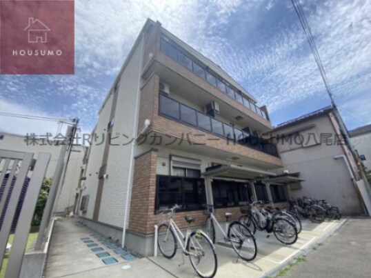 物件外観写真1　(外観もきれいです)