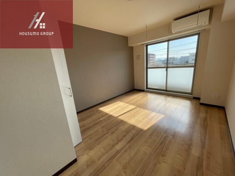 物件内観写真6　(コンパクトなキッチンで掃除もラクラク)