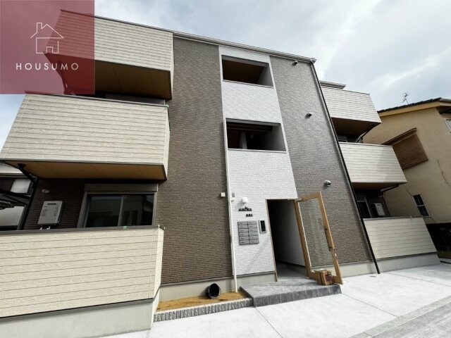 物件外観写真2　(外観もきれいです)