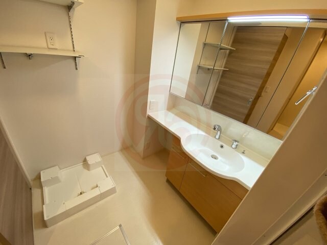 物件内観写真18　(洗面所です)