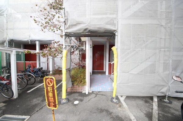 エントランス(清潔なエントランスです)