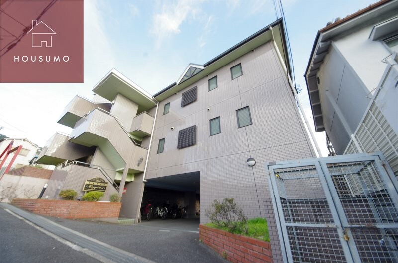 物件外観写真4　(物件の外観です)