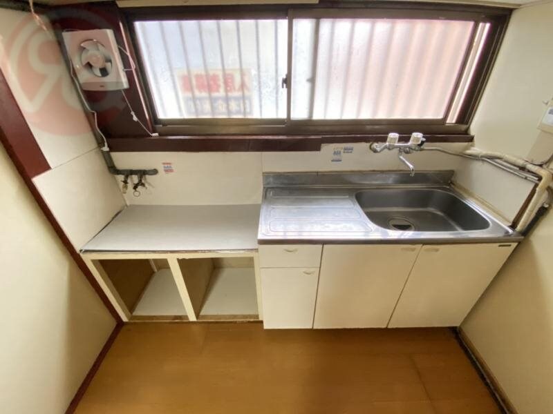 物件内観写真4　(お料理しやすいキッチンです)