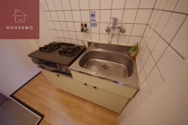 キッチン(キッチンでお料理をお楽しみください)