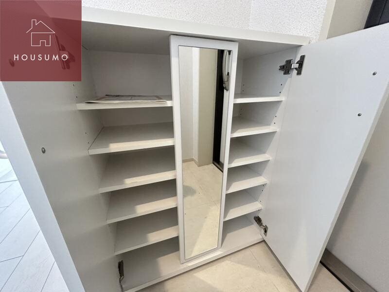 物件内観写真20　(収納豊富です)