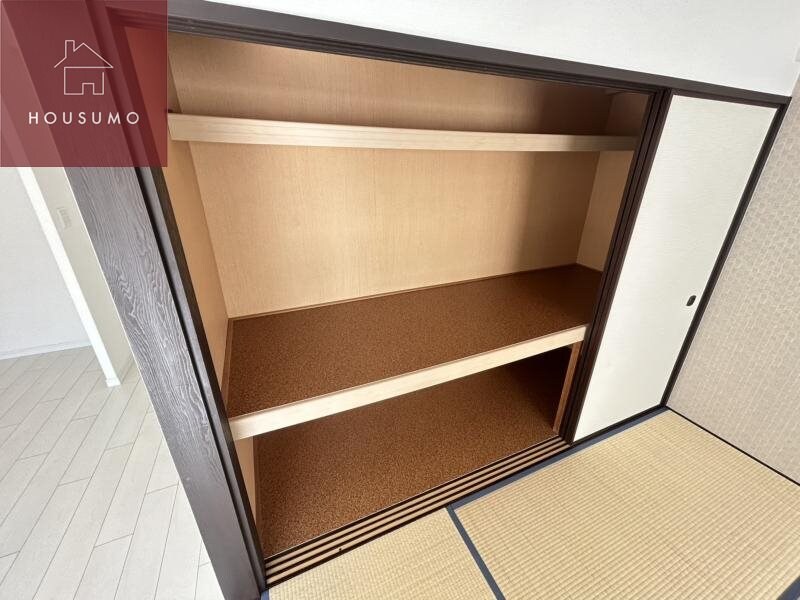 物件内観写真28　(収納スペース豊富です)