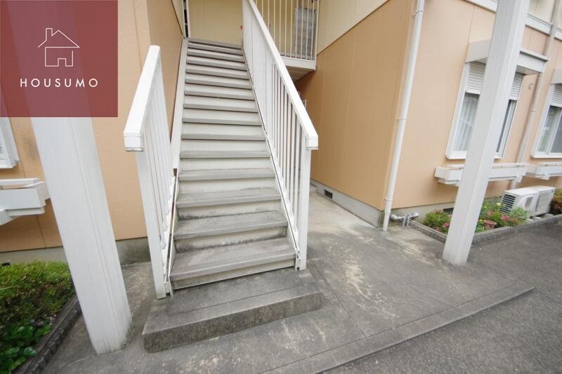 物件外観写真3　(建物の内部です)