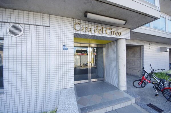 エントランス(建物の内部です)