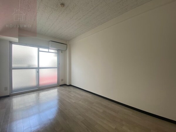 洋室(お子さんのお部屋にいかがでしょうか)