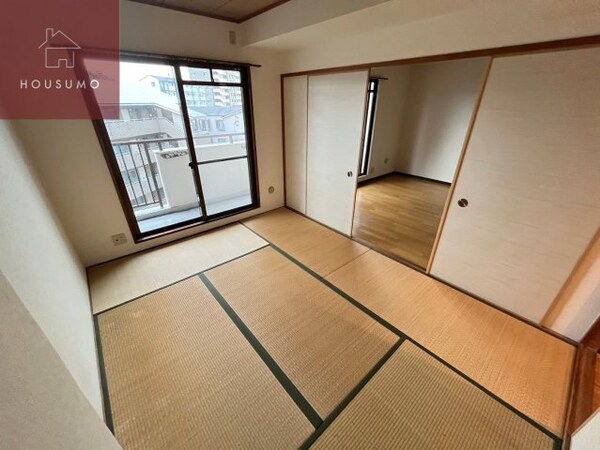 和室(日本らしい落ち着いた雰囲気の和室です)