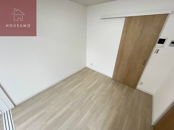 洋室(明るい洋室です)