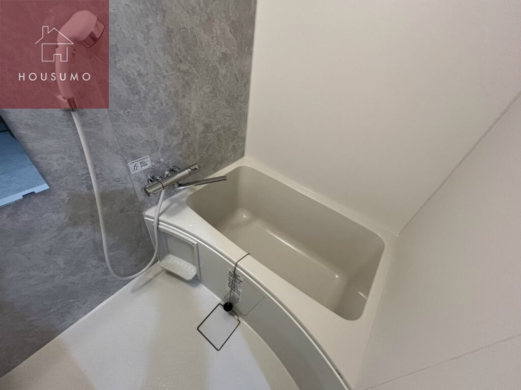 物件内観写真7　(コンパクトで使いやすいお風呂です)