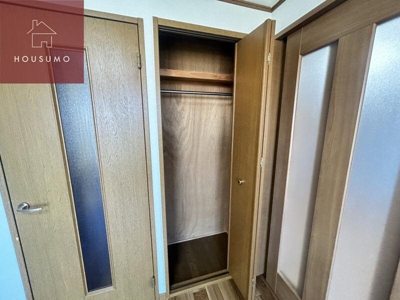 物件内観写真22　(ちょっとした収納スペースも充実しています)