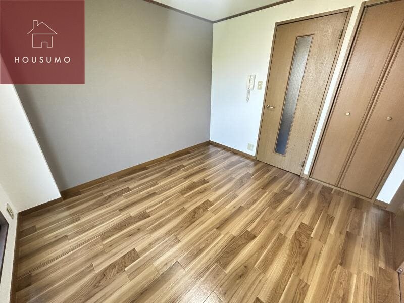 物件内観写真23　(使い勝手のいい洋室です)