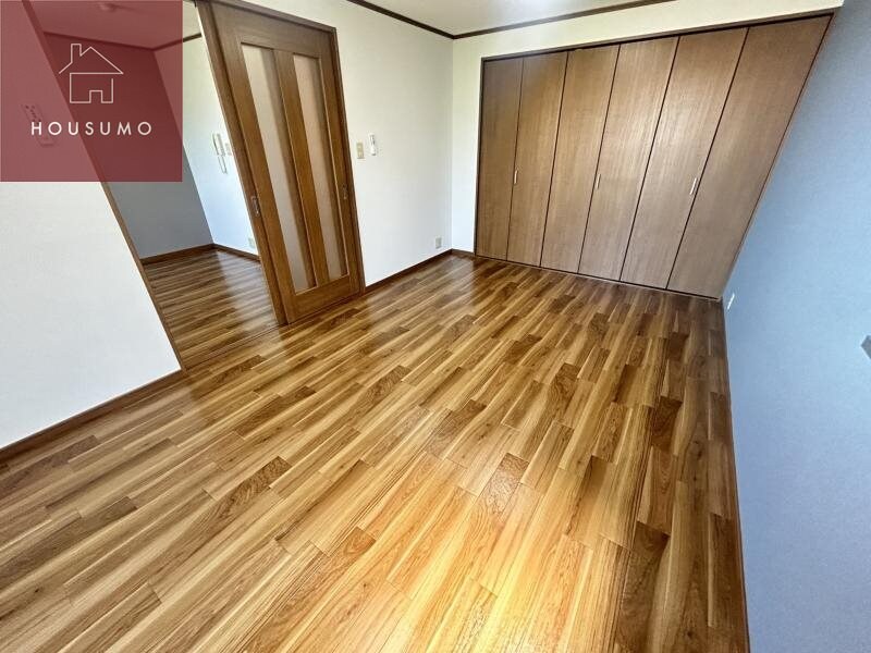 物件内観写真27　(使い勝手のいい洋室です)