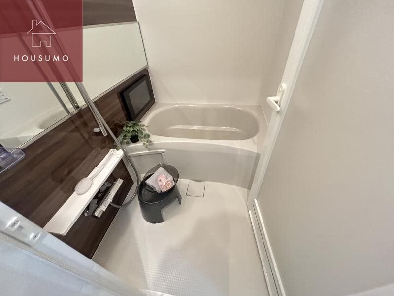 物件内観写真8　(落ち着いた空間のお風呂です)