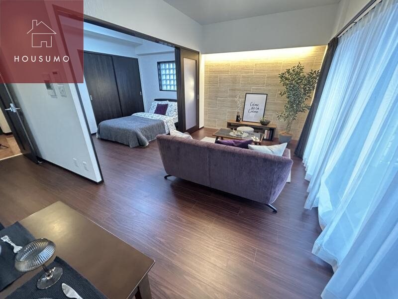 物件内観写真23　(ゆったりとしたリビングです)